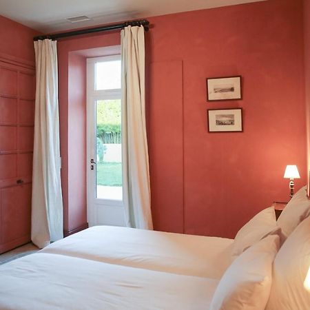 Une Chambre A La Maison Du Ballandreau Bed & Breakfast Monsegur  Ngoại thất bức ảnh